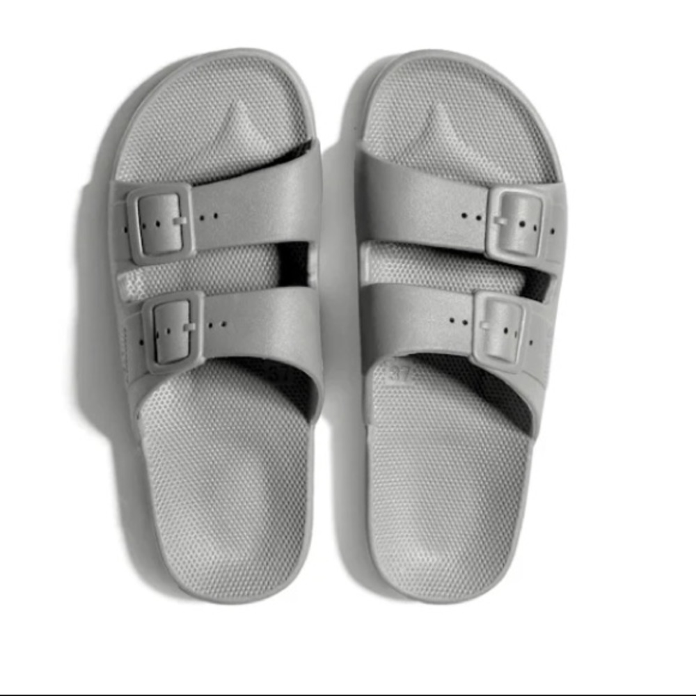 Freedom Moses Grey Slides